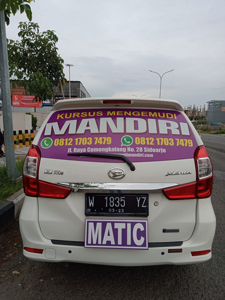 Mobil Xenia R 2018 untuk kursus mengemudi matic Sidoarjo